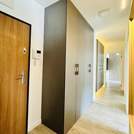 Rozana Free Parking *