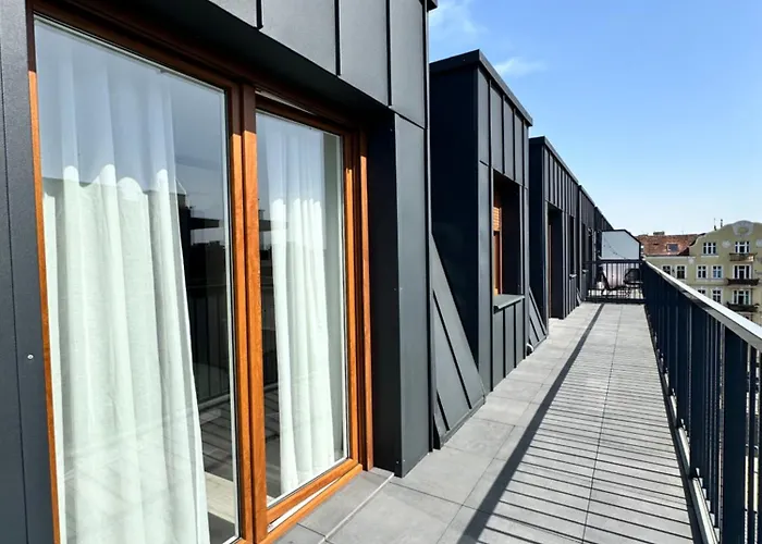 Różana Free Parking Poznań